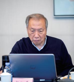 赵沁平